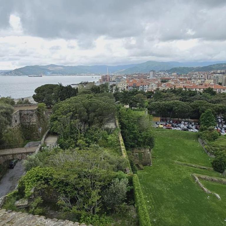 VISTA MARE SAVONA "Posto auto e ombrellone con due sdraio compreso" - Appartamento con 1 Camera da Letto - 34