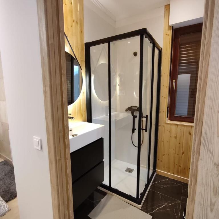 HABITACION CON HERMOSAS VISTAS A BILBAO - Habitación Doble con baño privado - 16