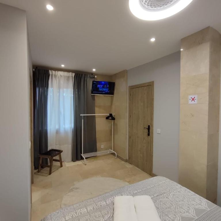 HABITACION CON HERMOSAS VISTAS A BILBAO - Habitación Doble con baño privado - 17