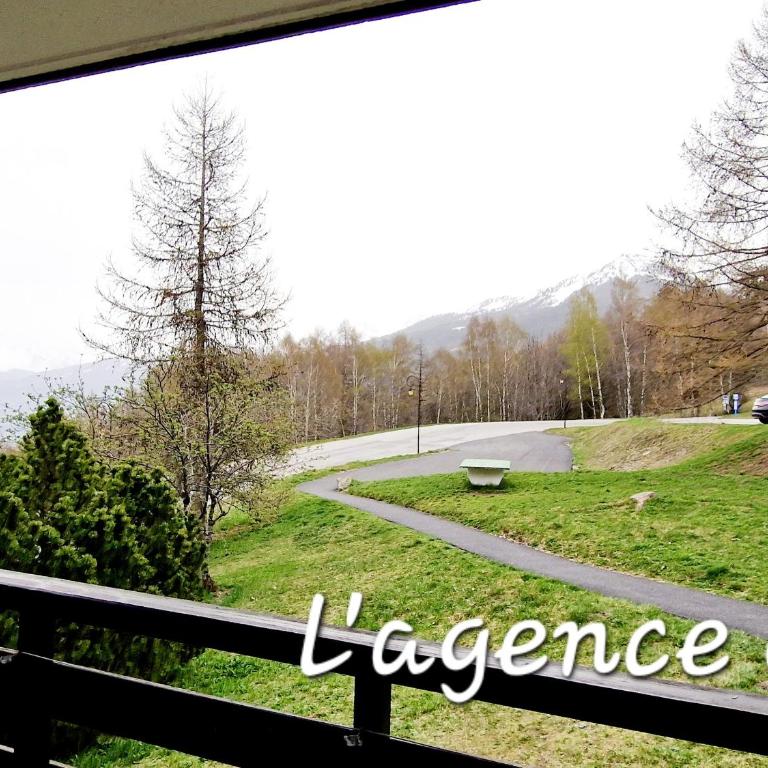 Appartement charmant 46m² pour 6 pers, proche pistes et commerces, balcon exposé Est - FR-1-755-13 - Apartment - 8