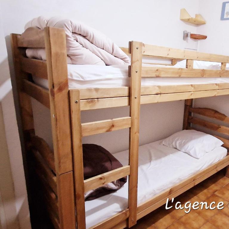 Appartement charmant 46m² pour 6 pers, proche pistes et commerces, balcon exposé Est - FR-1-755-13 - Apartment - 10