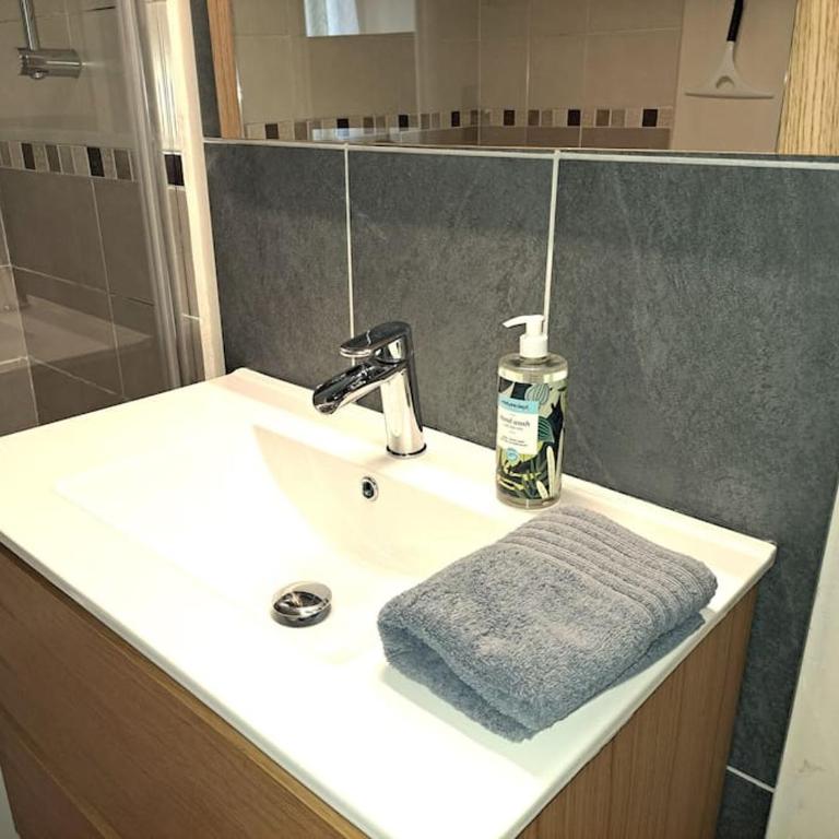 Suite Chanzy 69 - Two-Bedroom Apartment - 13