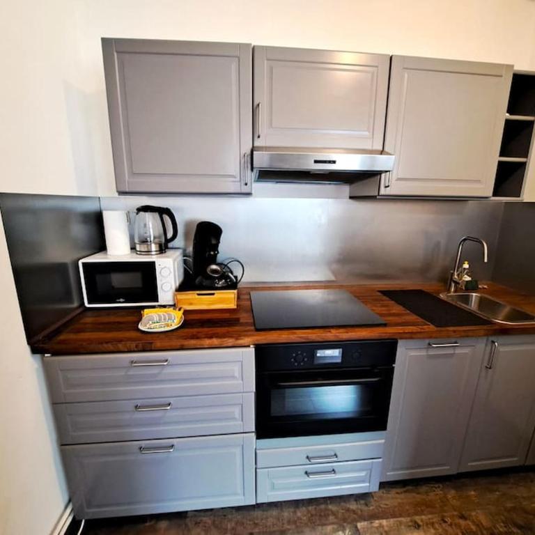 Suite Chanzy 69 - Two-Bedroom Apartment - 17
