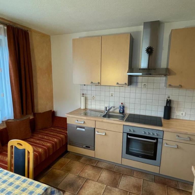 Ferienwohnung Heim - Apartment mit 1 Schlafzimmer und Dusche - 26