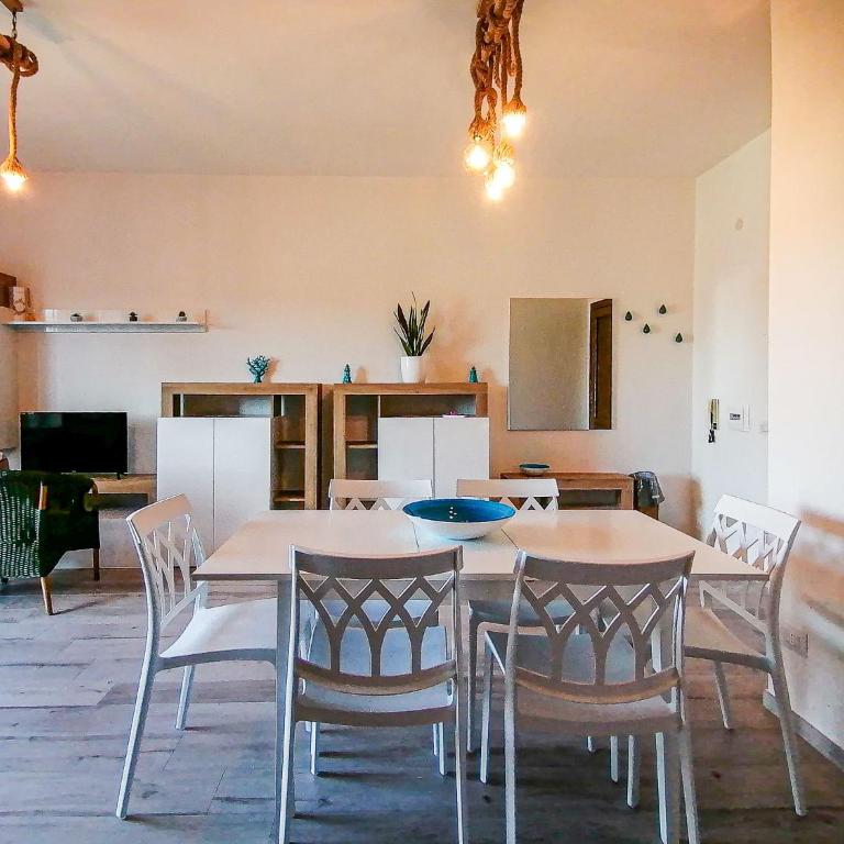 Piazza Villamarina - Appartamento con 2 Camere da Letto - 6