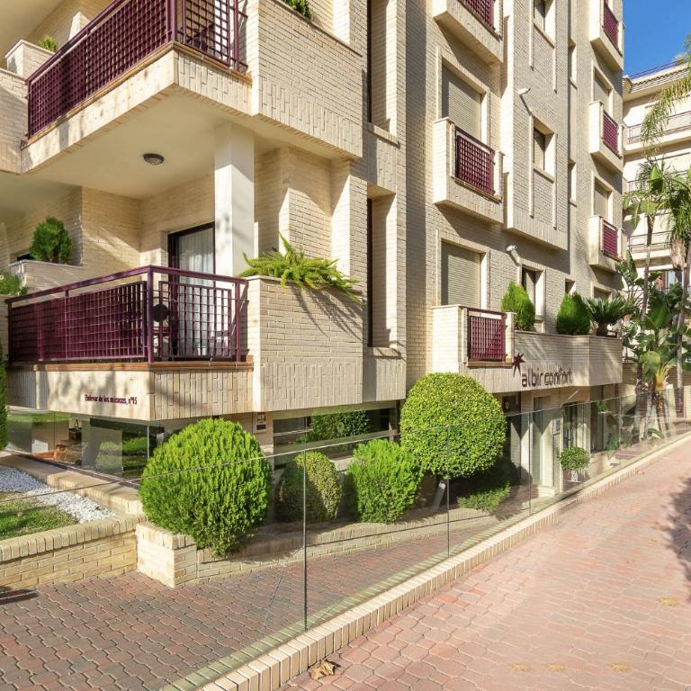 Apartamentos Albir Confort 3 dormitorios - Three-Bedroom Deluxe Apartment - 42