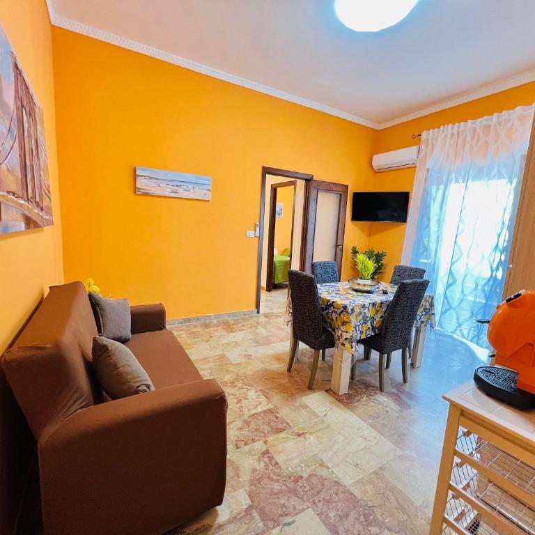 Orange House - Apartment mit 3 Schlafzimmern und Aussicht - 11
