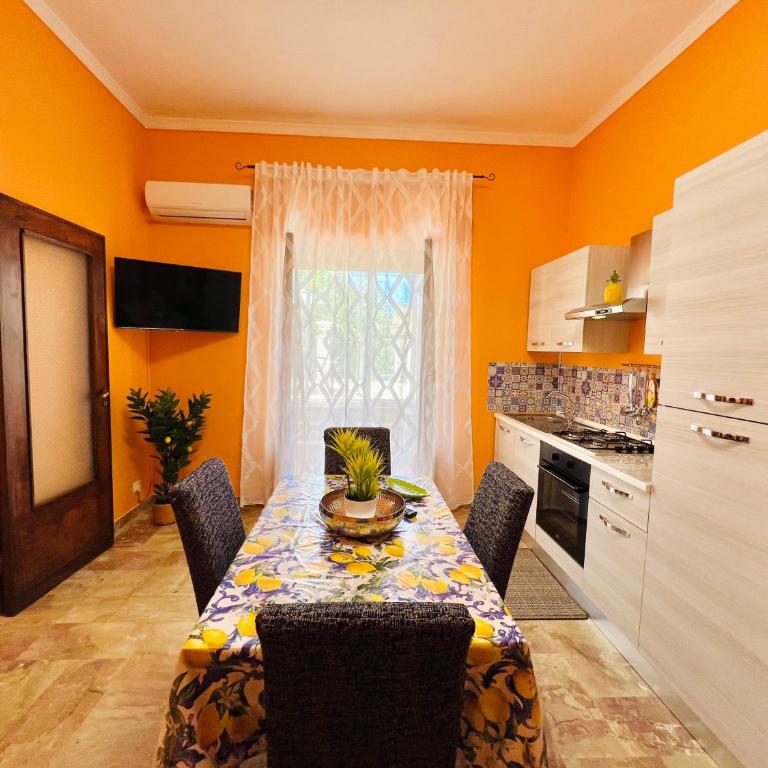 Orange House - Apartment mit 3 Schlafzimmern und Aussicht - 5
