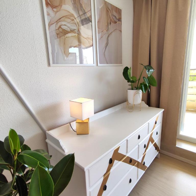Pools, Sauna und Balkon mit Panoramablick - Apartment mit 1 Schlafzimmer, Balkon und Bergblick - 39