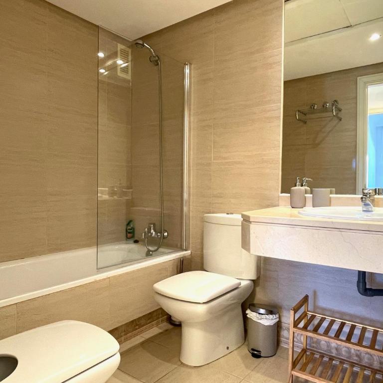 TopMarbella Marina Banus Luxury Apartment - Marbella Marina Banus luxurious Apartment Sea Views - Family Two-Bedroom Apartment with View - 14