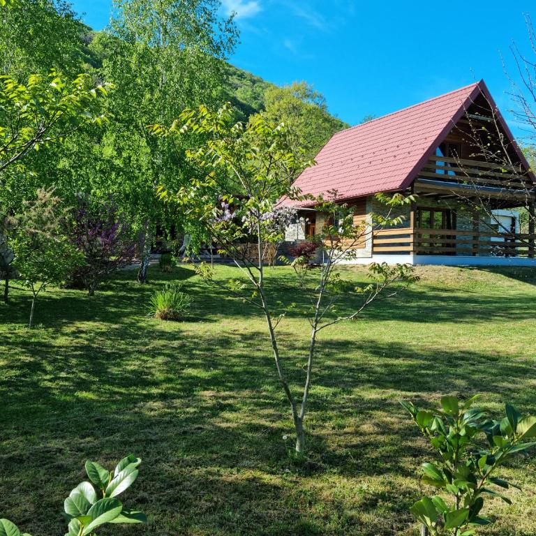Green Garden Lohovo - Two-Bedroom Townhouse - 4