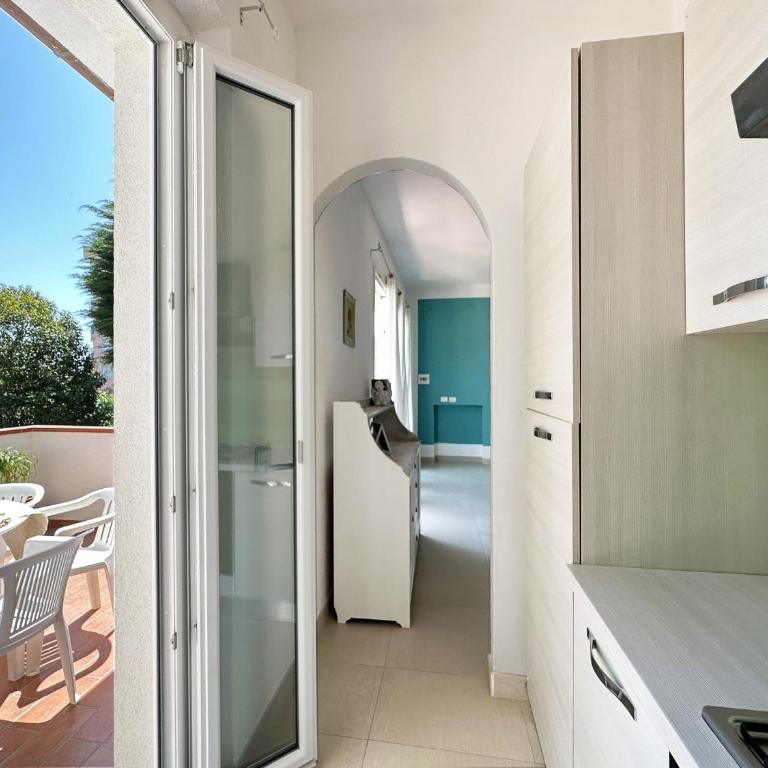 611 - Appartamento trilocale a Marcelli, ristrutturato, climatizzato e con posto auto interno - SPIAGGIA AL WHITE BEACH CLUB INCLUSA - Appartamento con 2 Camere da Letto - 9
