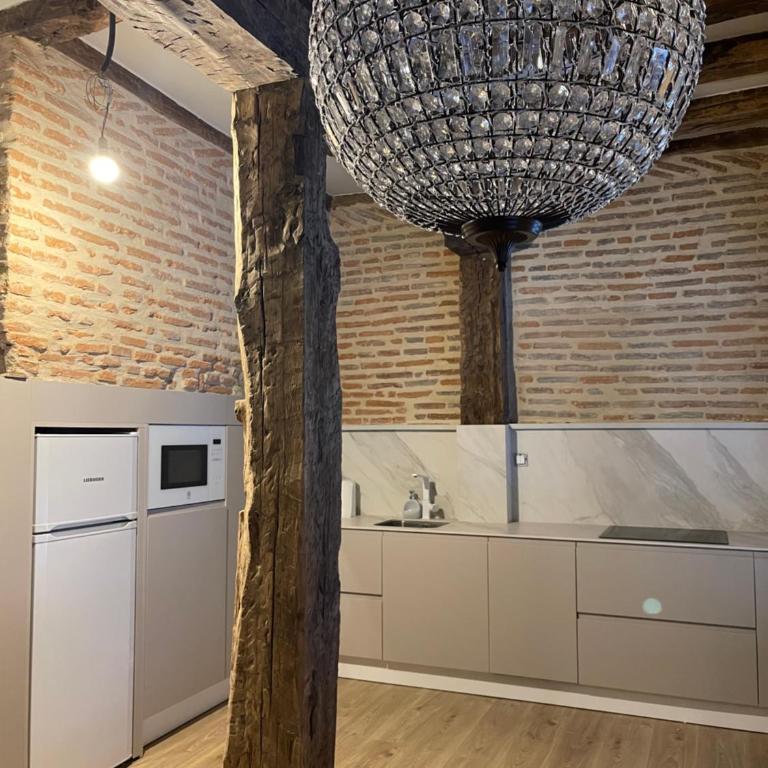 Lauramer Plaza Nueva - Three-Bedroom Apartment - 18