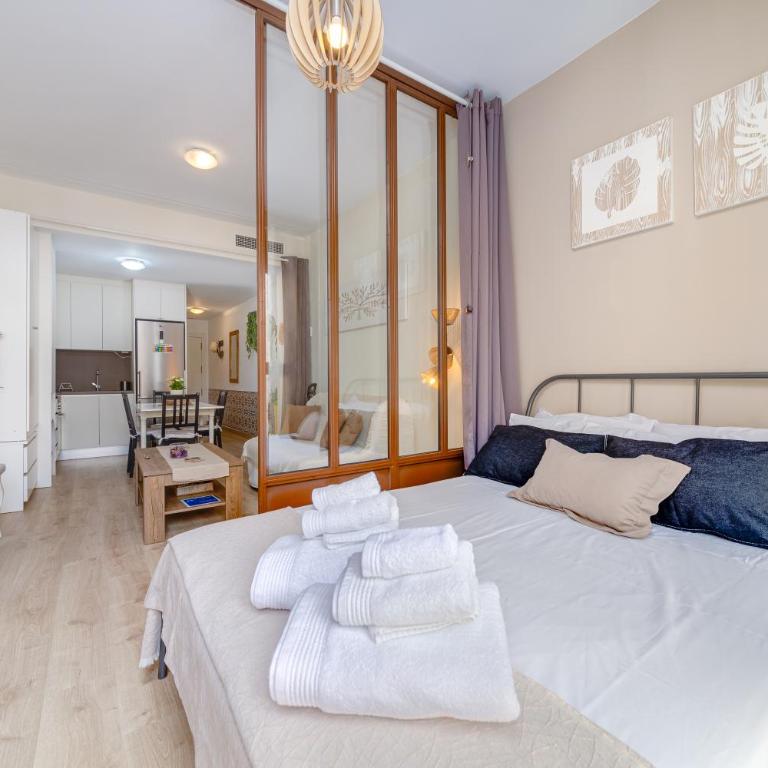 HB Apartments - Apartamento Alicante Rambla Mercado Central Playa - El Loft del Barrio - One-Bedroom Apartment - 14