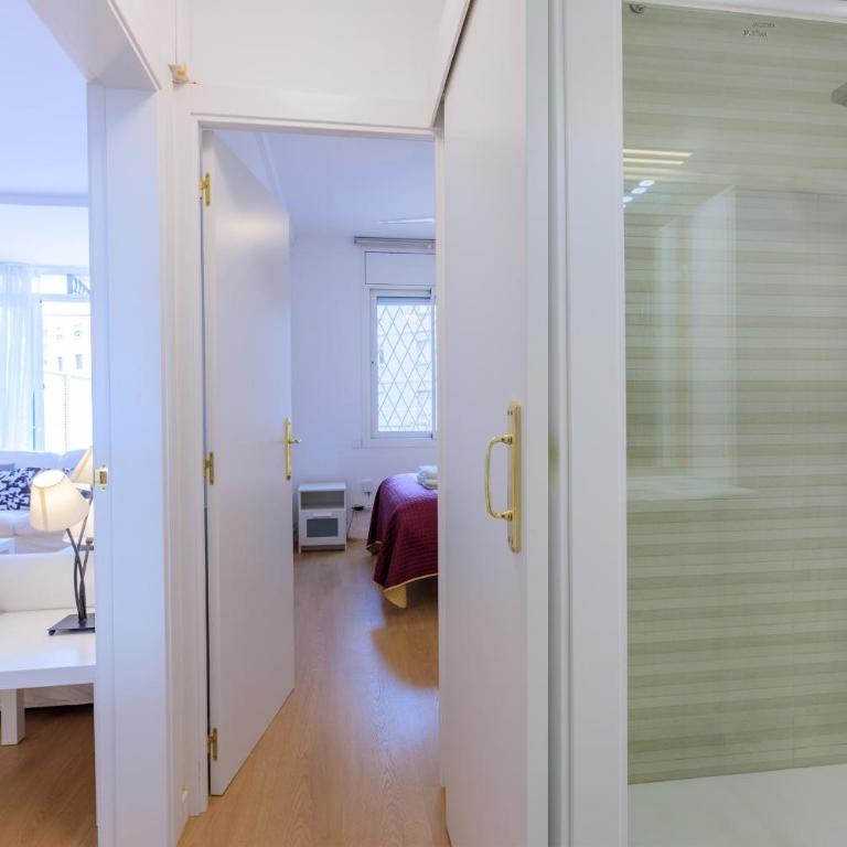 ApartEasy - Private terrace, 3 bedrooms, Eixample - Apartment with Terrace - 23