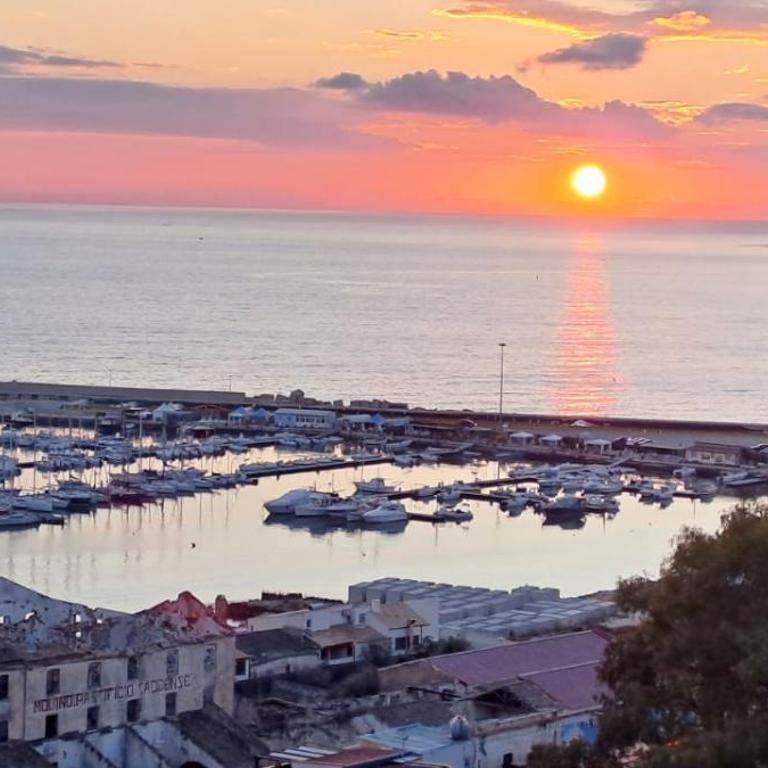 La Casa sulla Piazza - Two-Bedroom Apartment - 29