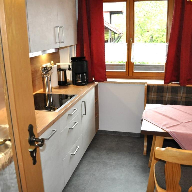 Haus Zillach - Apartment mit 1 Schlafzimmer und Balkon - 4