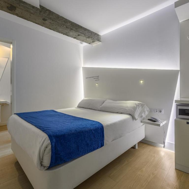 Atarazanas Málaga Boutique Hotel - Habitación Doble Pequeña - 6