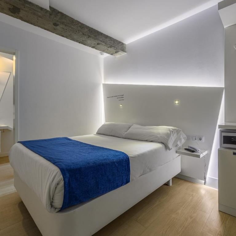 Atarazanas Málaga Boutique Hotel - Habitación Doble Pequeña - 10