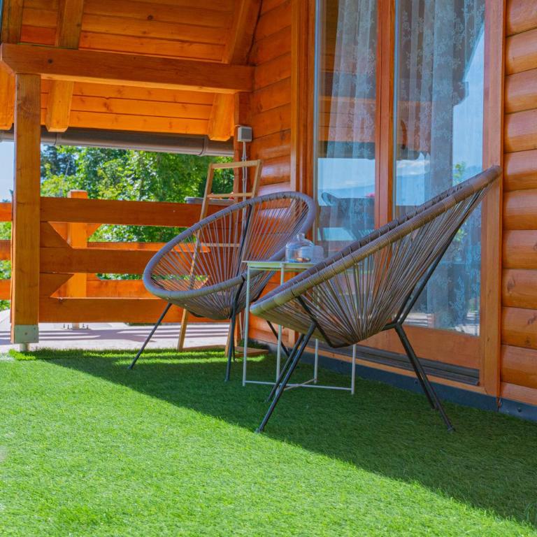 Sweet Cottage - One-Bedroom House - 76