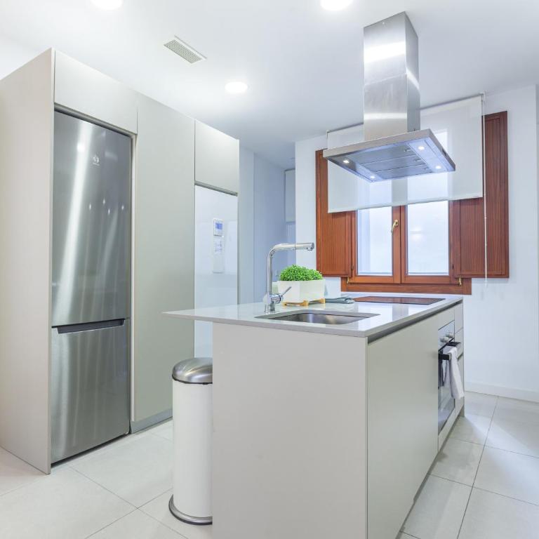 Bellas Artes en Madrid - Three-Bedroom 2 bathroom III - 6