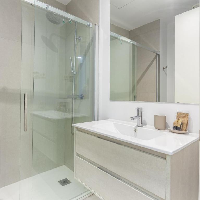 Bellas Artes en Madrid - Three-Bedroom 2 bathroom III - 13