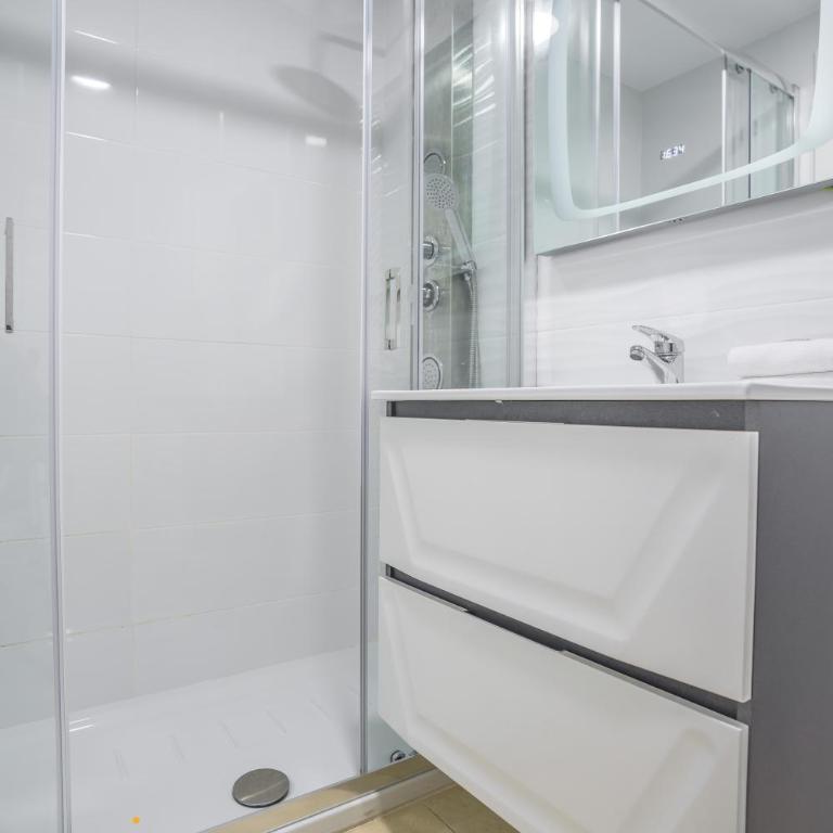 Holiday Deluxe Apartment Miramar Magic World - Apartamento con terraza - 6