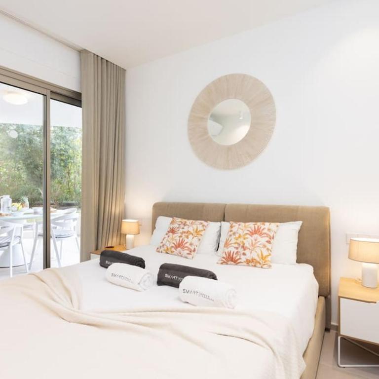 Garden Serenity Retreat And Workspace With Heated Pools And Gym - Apartamento de 2 dormitorios - 22