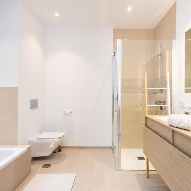 Garden Serenity Retreat And Workspace With Heated Pools And Gym - Apartamento de 2 dormitorios - 19