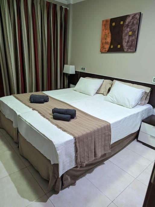 Deluxe Villa de Amadores - Two-Bedroom Apartment - 35