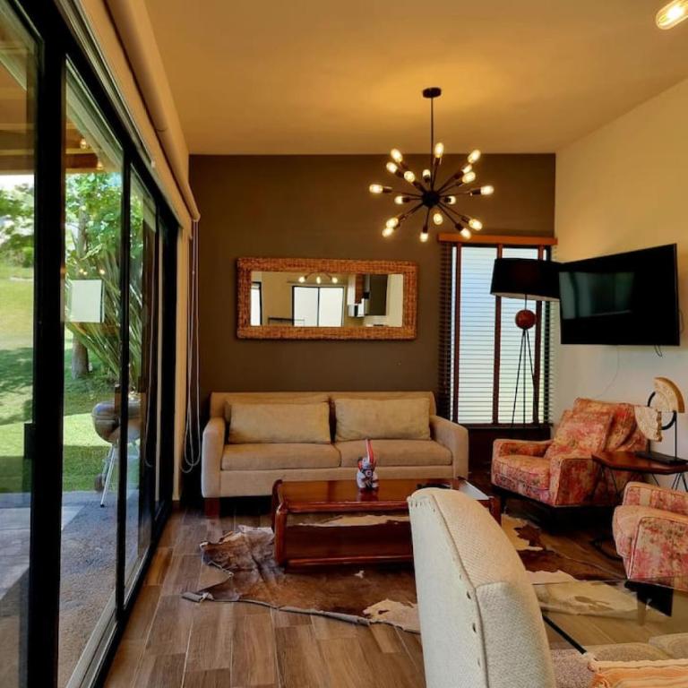 Ideal home for your next get away - Apartment - Ground Floor - 1