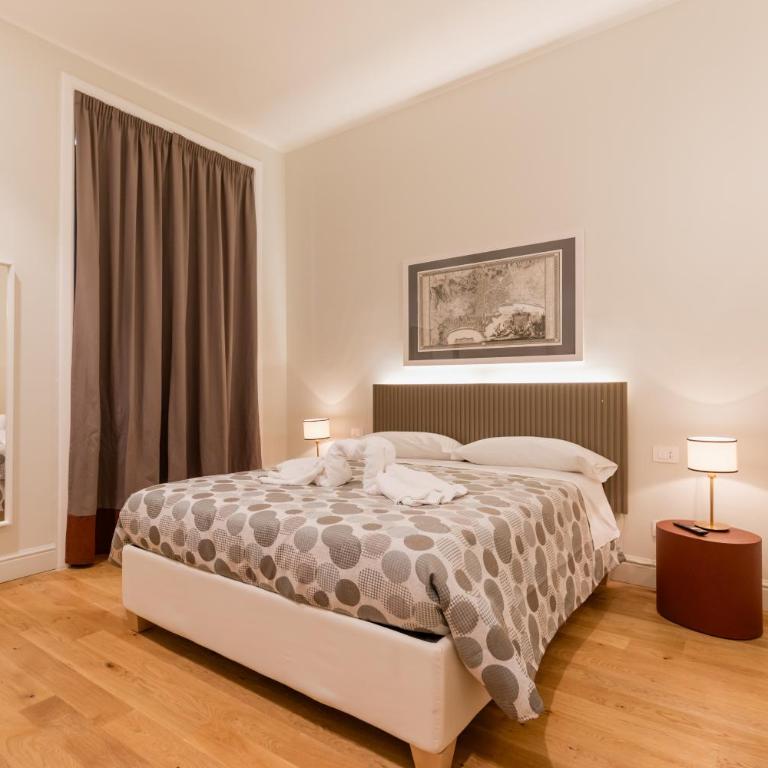 Piazza San Domenico Luxury Suites - Deluxe Double Room with Balcony - 9
