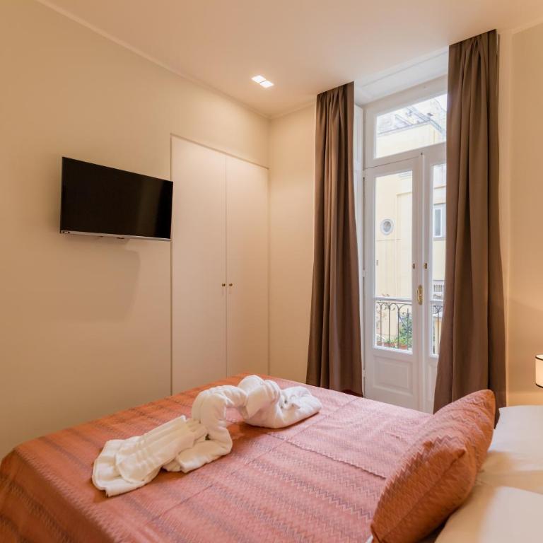 Piazza San Domenico Luxury Suites - Deluxe Double Room with Balcony - 16