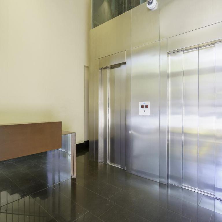 Ola Living Paseo de Gracia - Three-Bedroom Apartment - 26