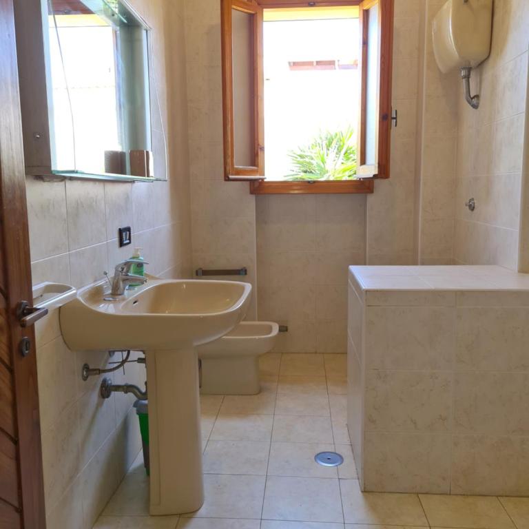 Residenza Orchidea in baia verde - Three-Bedroom Apartment - 17
