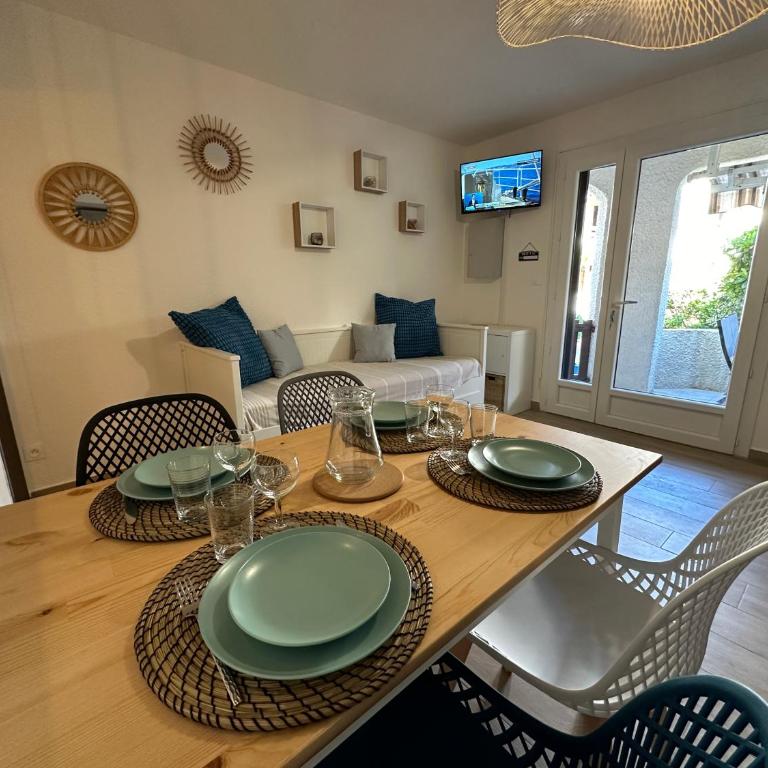 Appartement climatisé avec chambre et Parking privatif Locations VLD Camargue - Apartamento de 1 dormitorio - 34