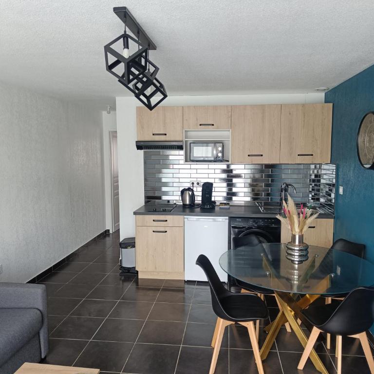 micro maison, refait à neuf, spacieux, agréable - One-Bedroom Apartment - 4