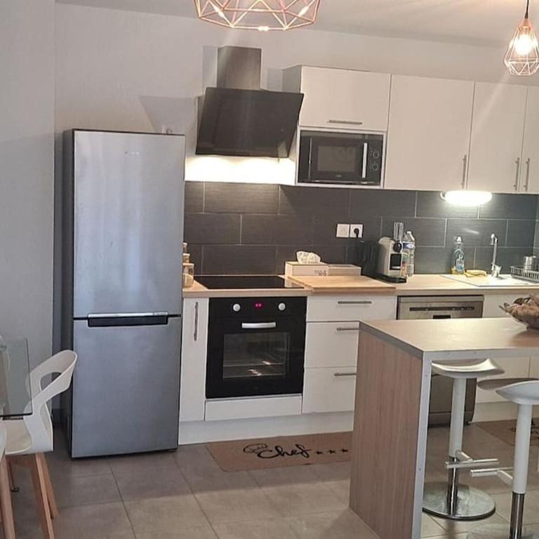 Appartement cosy de 2 chambres - Apartment mit 2 Schlafzimmern und Terrasse - 13