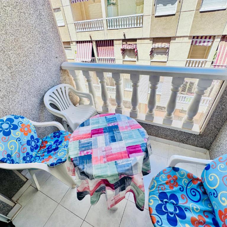 Solymar Torrevieja - Apartamento de 1 Dormitorio con balcón y vistas a la ciudad - 10