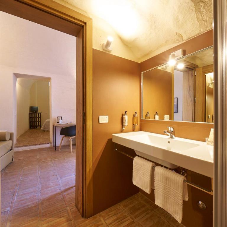 Fra I Sassi Residence - Ampia Camera Matrimoniale - 8