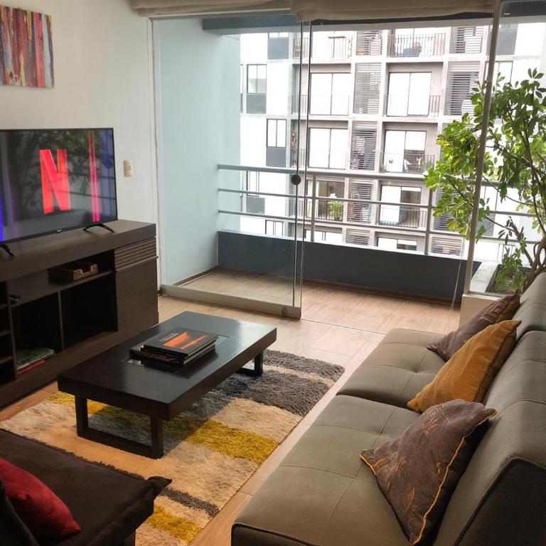 Cozy Apartment Miraflores - Two-Bedroom Apartment with Balcony - 20