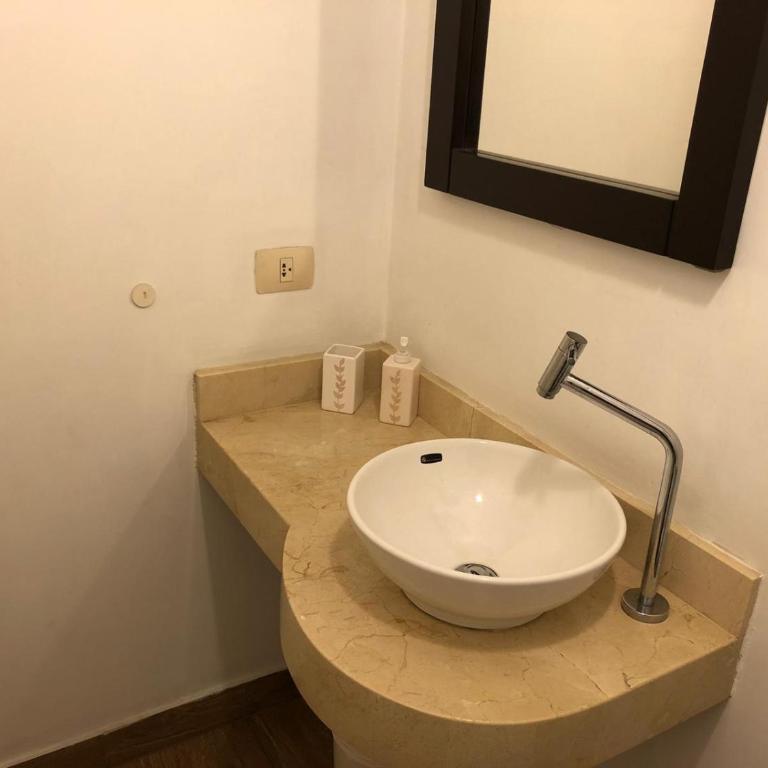 Cozy Apartment Miraflores - Two-Bedroom Apartment with Balcony - 21