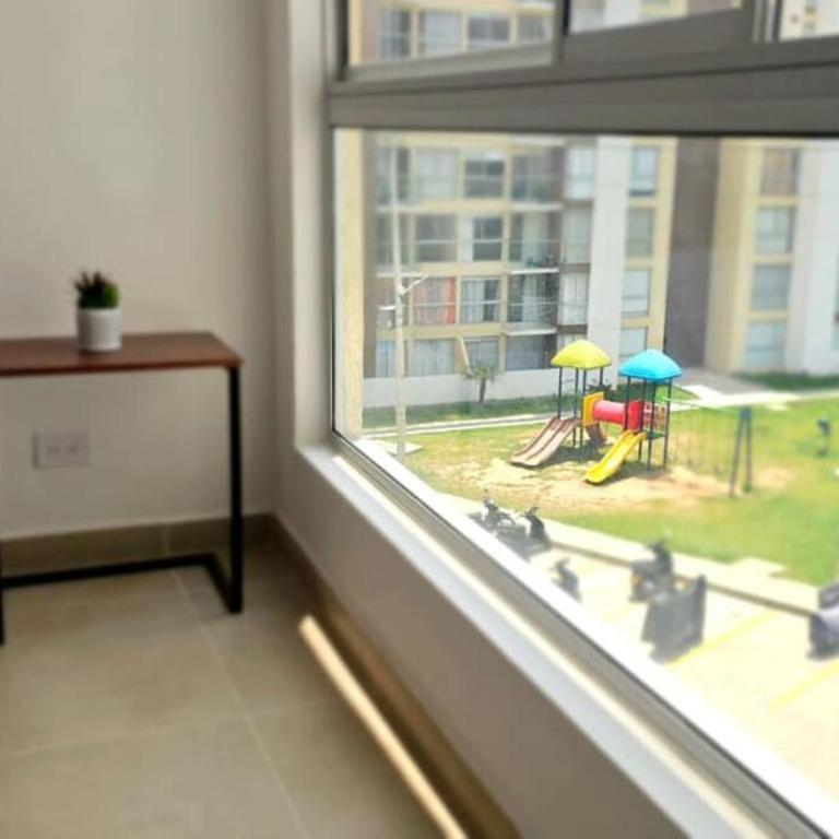 Sobre Panamericana Cerca a Aeropuerto & Expoferias - Apartamento de 3 dormitorios - 5