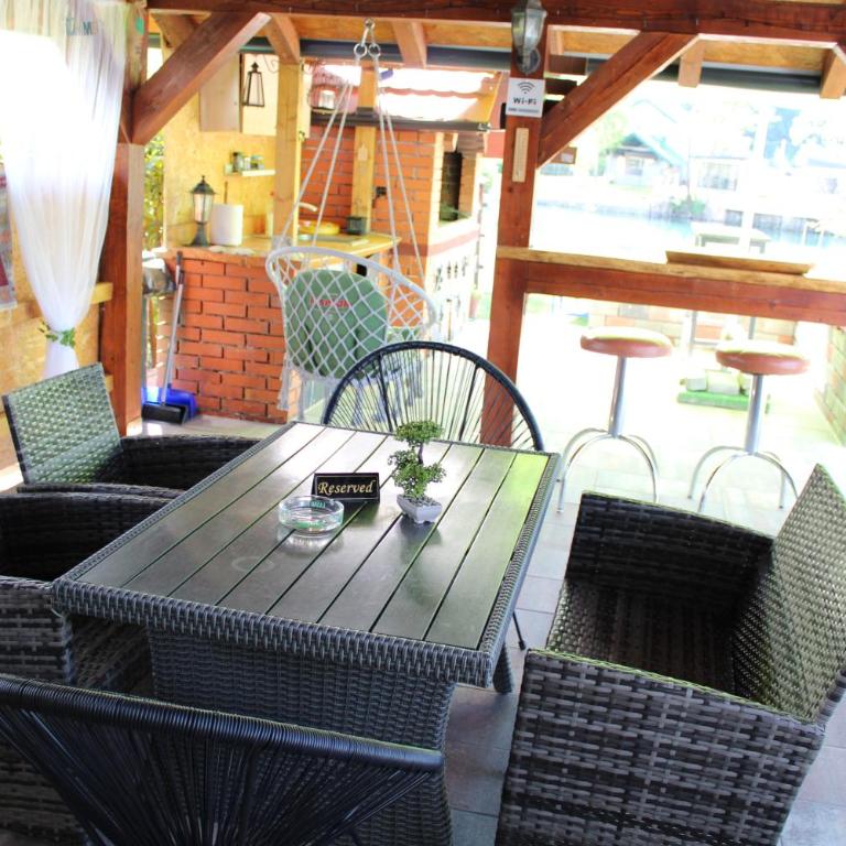 AM Una Lux House - Villa - 22