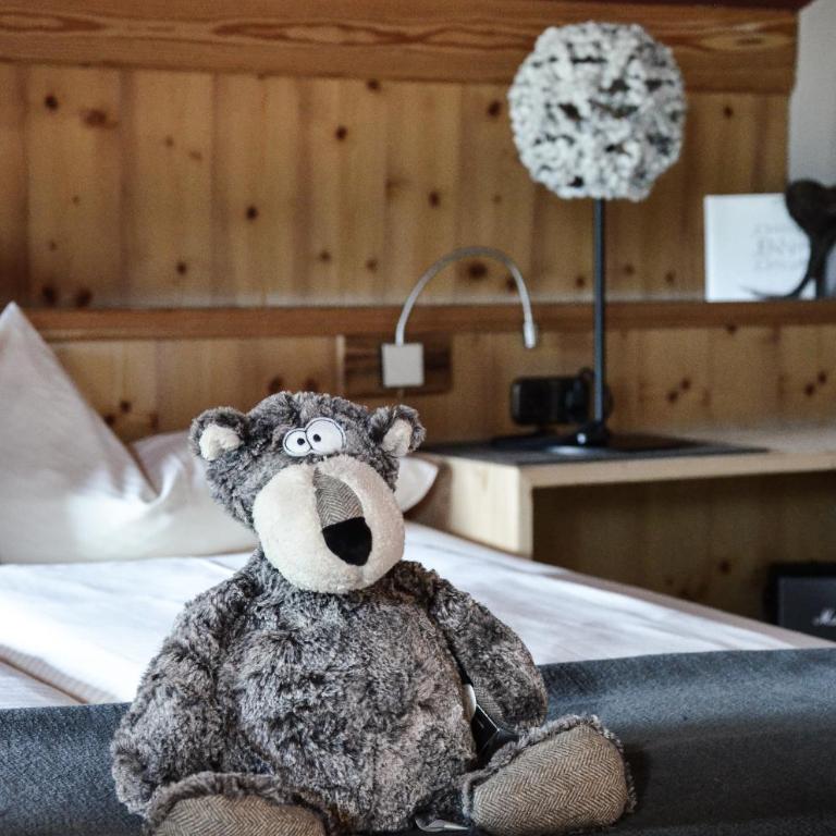 Hotel Ehrwalderhof - Familienzimmer mit Bergblick - 1