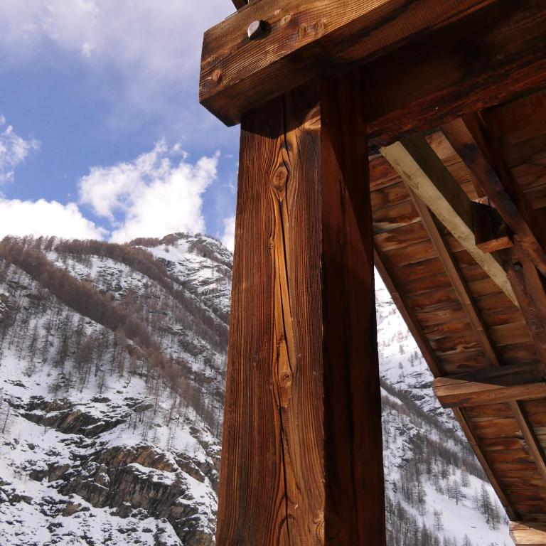 Le grenier du Roux - Appartement 3 Chambres avec Vue sur la Montagne - 13