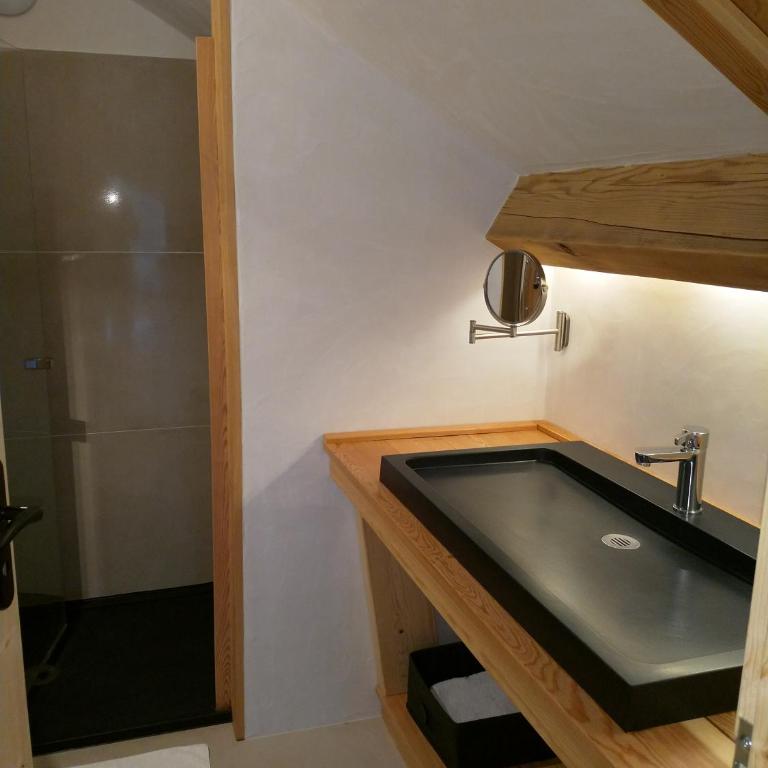 Le grenier du Roux - Appartement 3 Chambres avec Vue sur la Montagne - 8
