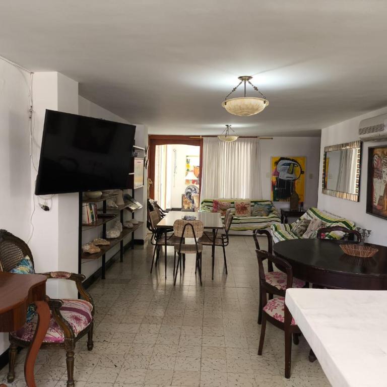 Edificio playa espectacular ubicacion - Apartamento de 3 dormitorios - 1