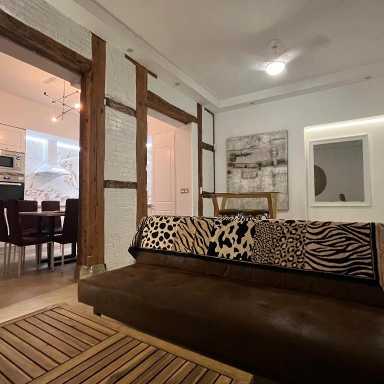 LOFT Style 10 centro madrid - Three-Bedroom Apartment - 1