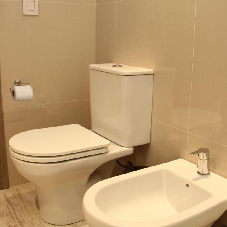 In House BA - College - Studio with Balcony - 15